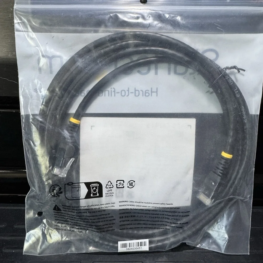 StarTech 6‎ ft Snagless Premium CAT6 Patch Ethernet Network Cable, Black